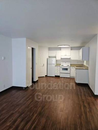 Main picture of Hill House Apartments