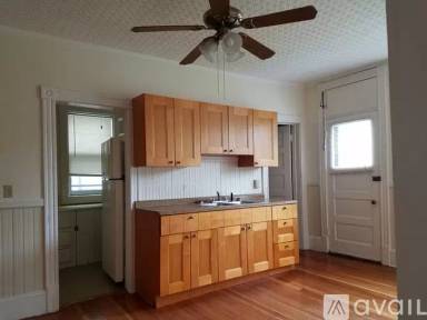 Main picture of 163 Wall St
