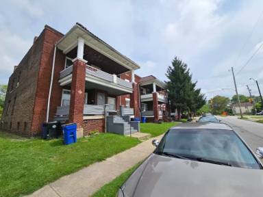 Main picture of 563 E 118th St