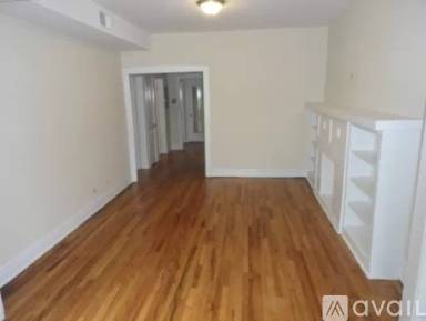 Main picture of 4952 N Saint Louis Ave
