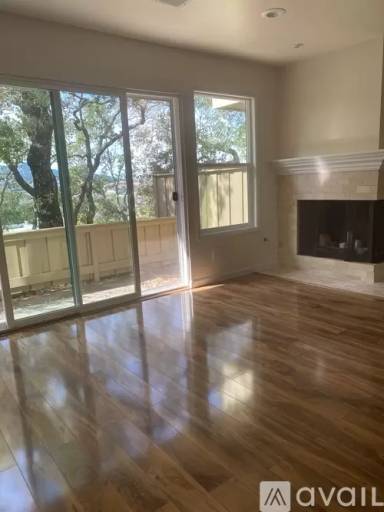Main picture of 5 Oak Crest Ct