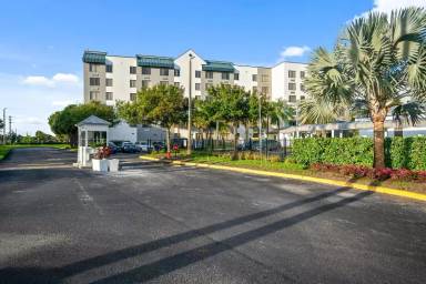 Main picture of Uptown 22 Apartments