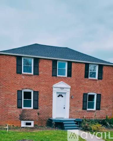 Main picture of 7025 Alden Rd