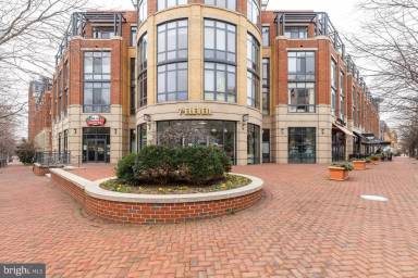 Main picture of The Condominiums at Carlyle Square