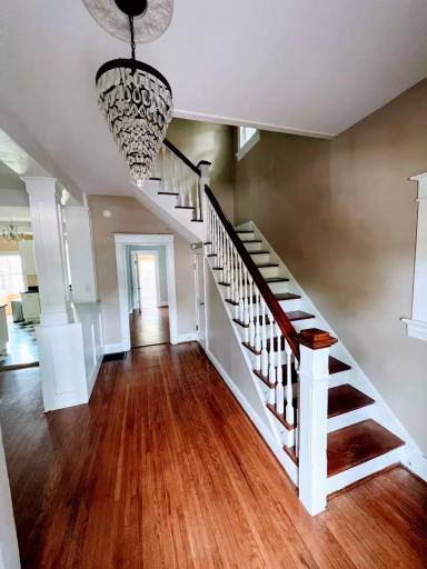 Main picture of 1460 Yancey St