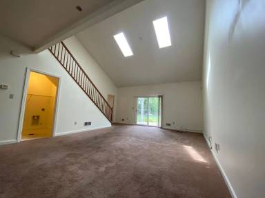Main picture of 109 Amber Ln