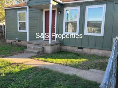 Main picture of 5326 W 11th Pl