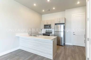 Main picture of 7555 S Main St