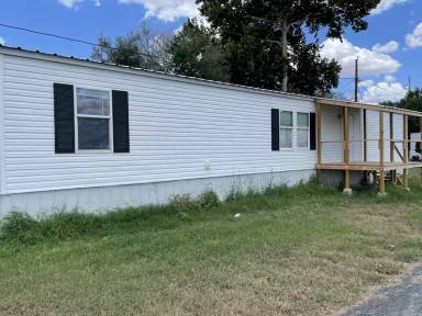 Main picture of 3525 E Main St