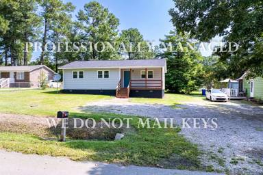 Main picture of 104 Arrowood Dr