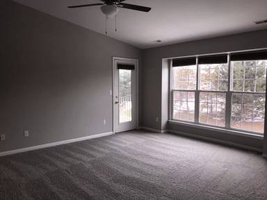 Main picture of 43915 Elm Dr