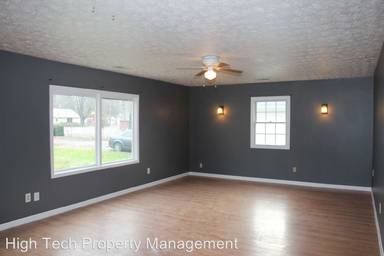 Main picture of 241 Oakwood St