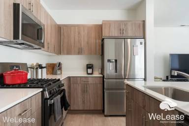 Main picture of 5222 Surfwalk Way