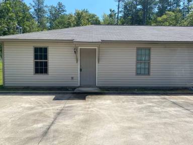 Main picture of 2643 Tanglewood Trl W