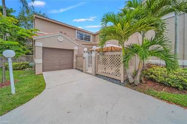 Main picture of 11058 Mainsail Dr