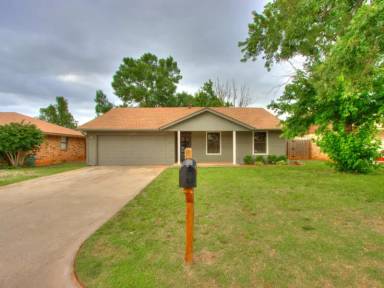 Main picture of 1133 W Kyle Way