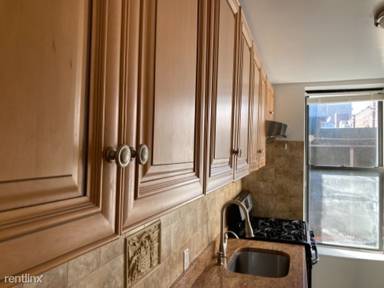 Main picture of 951 McLean Ave