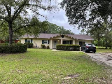 Main picture of 384 Pioneer Rd