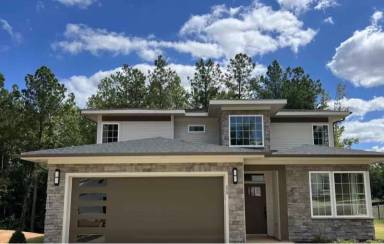 Main picture of 330 Sutherland Dr