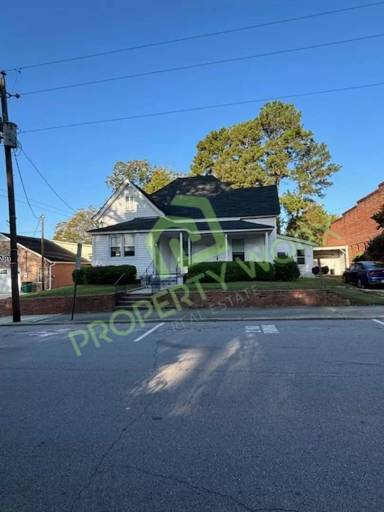 Main picture of 116 S Boddie St