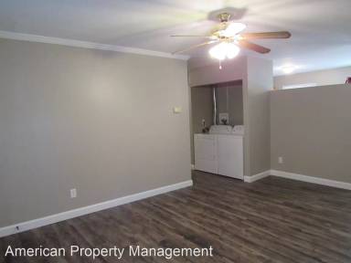 Main picture of 2417 Hobbs Dr