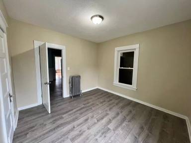 Main picture of 16 Olivine St