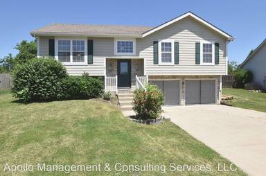 Main picture of 15380 NW 137th St