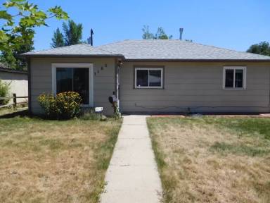 Main picture of 1180 Victor St