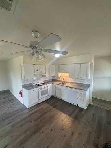 Main picture of 829 Foster Ave
