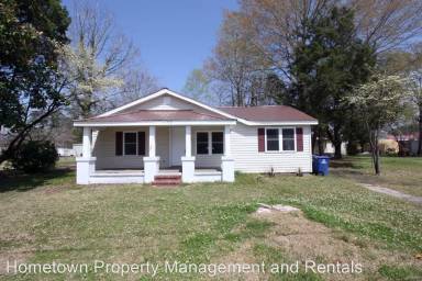 Main picture of 112 Sanders St