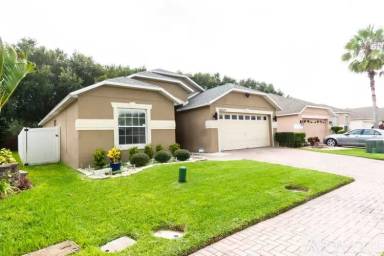 Main picture of 10029 Portofino Dr