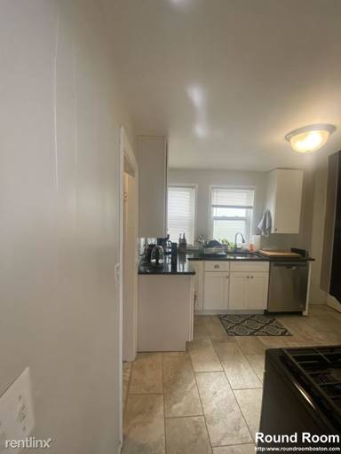 Main picture of 544 Trapelo Rd