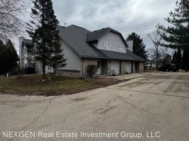 Main picture of 2463 N Lynndale Dr