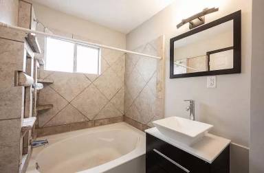Main picture of 3632 Crescent Ave