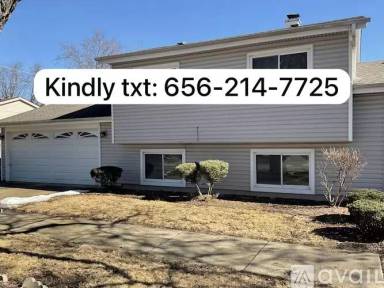 Main picture of 460 N La Londe Ave