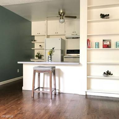 Main picture of Vista Capri Apartments