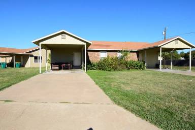 Main picture of 1615 Kelly Dr