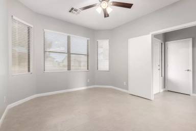 Main picture of 1245 E Waterview Pl