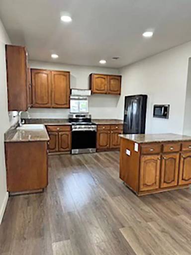 Main picture of 3719 Angus Ln