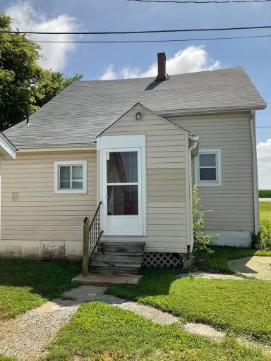Main picture of 1465 N 6th St