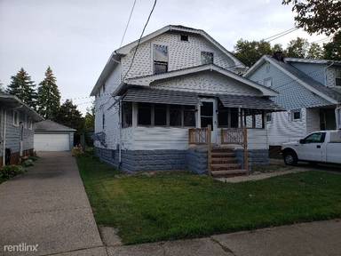 Main picture of 4820 Stickney Ave