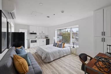 Main picture of 2519 Columbia St