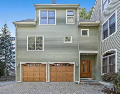Main picture of 23 Thurston Rd