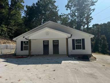 Main picture of 3930 Lodge Rd