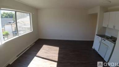 Main picture of 140 N Hoover St