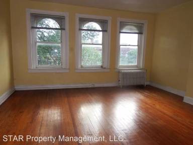 Main picture of 3027 Saint Paul St