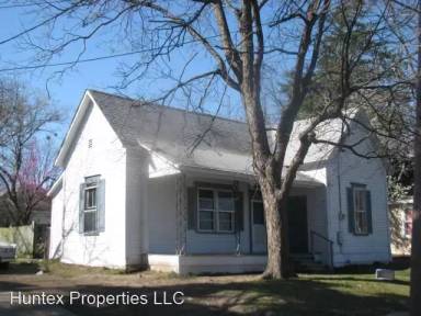Main picture of 3303 Caddo St