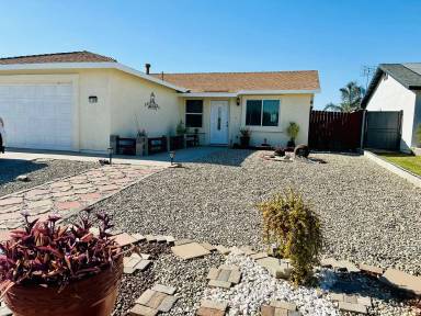Main picture of 1109 Alamo St