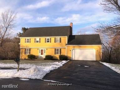 Main picture of 7 Flintlock Dr