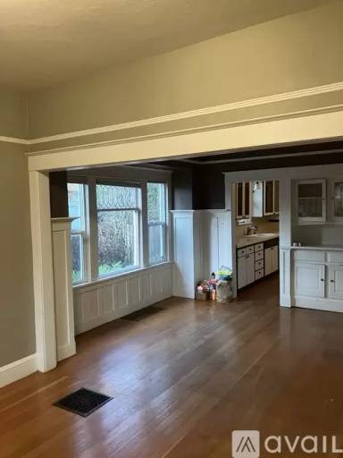 Main picture of 7711 N Edison St